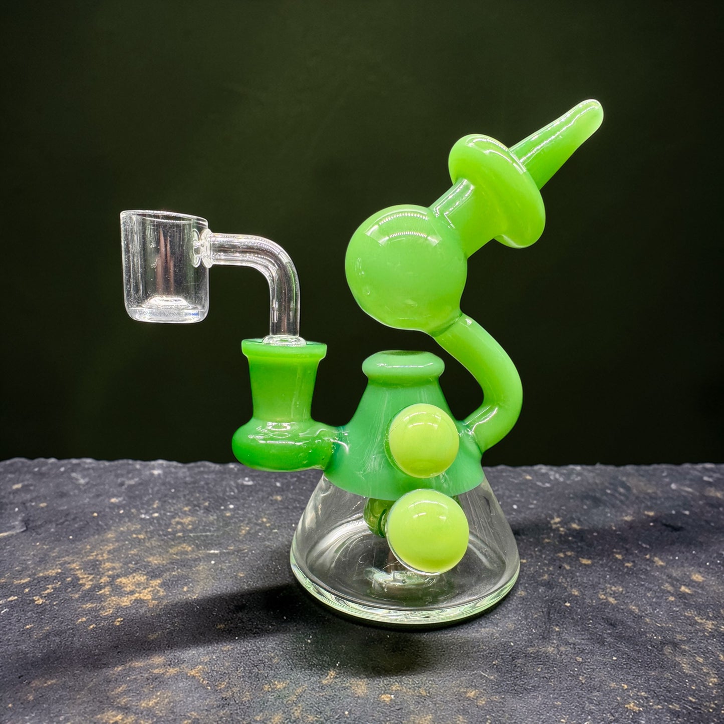 Alpha Mini Dab Rig 5” – Hand-Blown Glass Water Pipe with 14mm Quartz Banger
