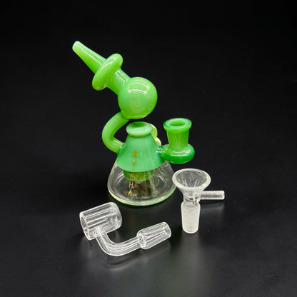 Alpha Mini Dab Rig 5” – Hand-Blown Glass Water Pipe with 14mm Quartz Banger