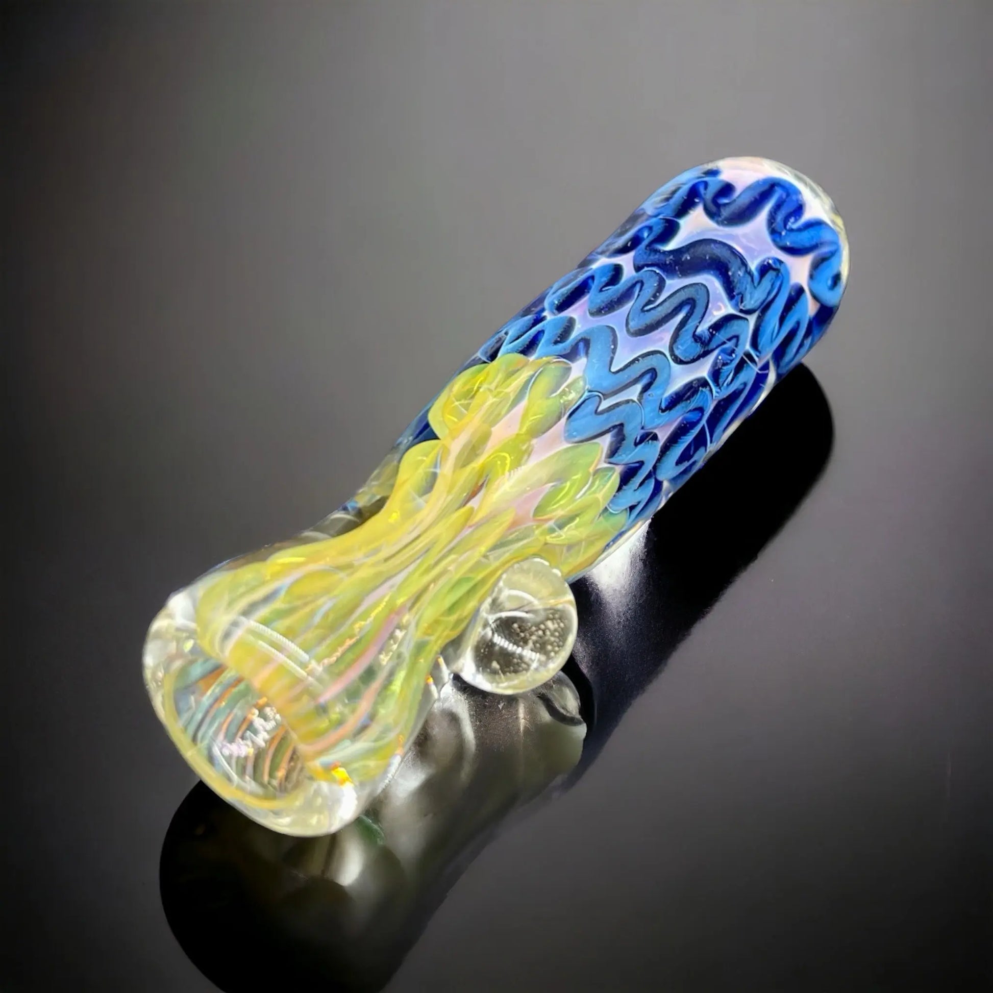 Chillums glass pipes blue one hitter 