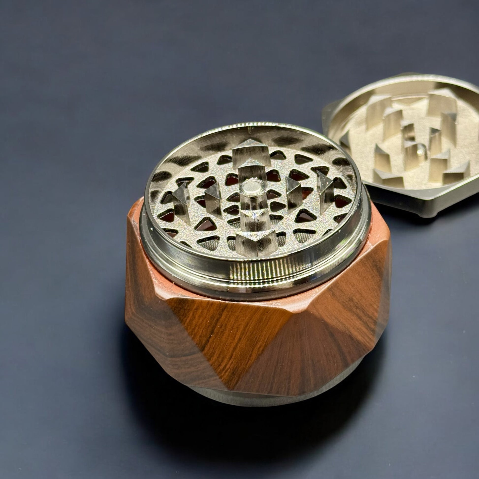 herb grinder 