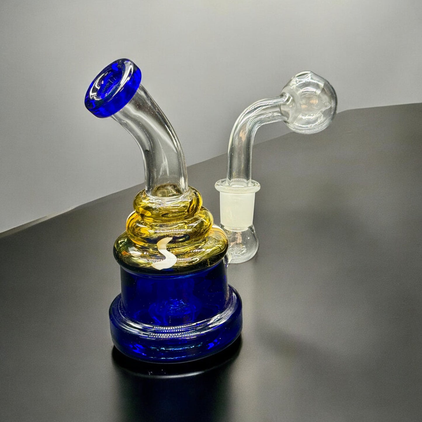 5.5” Hand-Blown Mini Oil Burner Water Pipe – Compact Glass Rig with Bent Neck & Bubble Bowl (Multiple Colors)